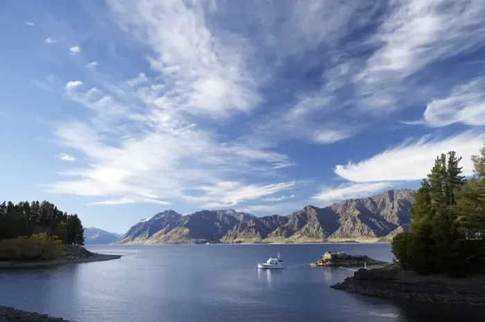 Framed Print : Lake Hawea, Otago, South Island, New Zealand Framed Print : Lake Hawea, Otago, South Island, New Zealand