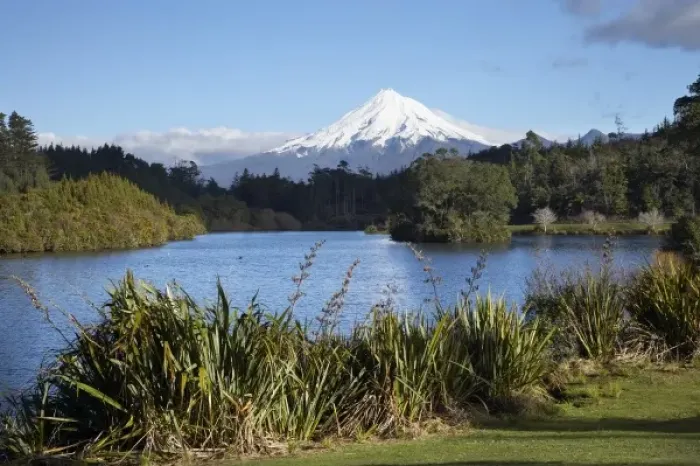 Framed Print : Lake Mangamahoe and Mt Taranaki / Mt Egmont, Taranaki, North Island, New Zealand Framed Print : Lake Mangamahoe and Mt Taranaki / Mt Egmont, Taranaki, North Island, New Zealand