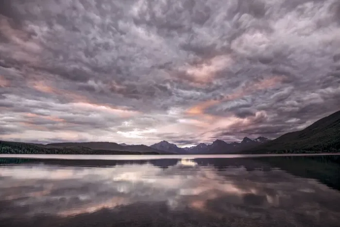 Framed Print : Lake McDonald at sunset in summer, Glacier National Park, Montana Framed Print : Lake McDonald at sunset in summer, Glacier National Park, Montana