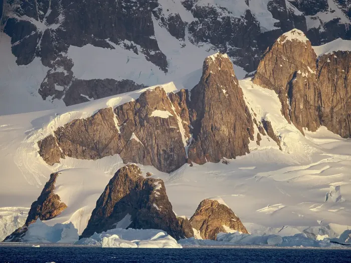 Framed Print : Landscape near Portal Point in the Graham Land of the Antarctic Peninsula during late summer Framed Print : Landscape near Portal Point in the Graham Land of the Antarctic Peninsula during late summer