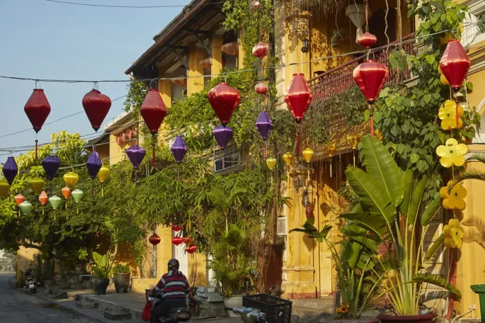 Framed Print : Lanterns and restaurants, Hoi An (UNESCO World Heritage Site), Vietnam Framed Print : Lanterns and restaurants, Hoi An (UNESCO World Heritage Site), Vietnam