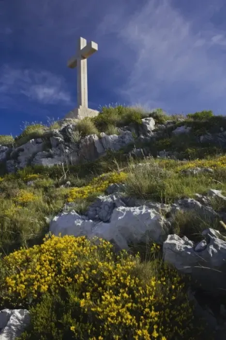 Framed Print : Large cross on Cross Mountain towering above Dubrovnik, Croatia a UNESCO World Heritage