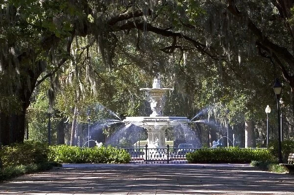 Large water fountain in Forsyth Park in the historic district of Savannah, Georgia