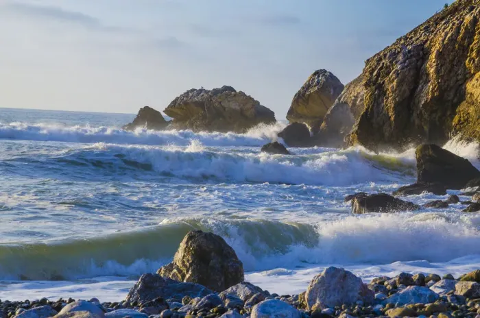 Framed Print : Large Waves on Rockaway Beach, Pacifica, California, USA Framed Print : Large Waves on Rockaway Beach, Pacifica, California, USA