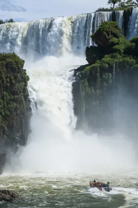 Framed Print : Largest waterfalls Unesco world heritage sight Foz de Iguazu, Argentina Framed Print : Largest waterfalls Unesco world heritage sight Foz de Iguazu, Argentina