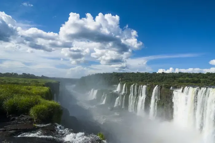 Framed Print : Largest waterfalls Unesco world heritage sight Foz de Iguazu, Argentina Framed Print : Largest waterfalls Unesco world heritage sight Foz de Iguazu, Argentina