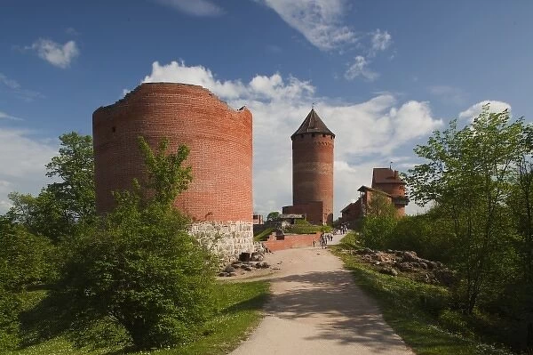 Latvia, Northeastern Latvia, Vidzeme Region, Gauja National Park, Sigulda, Turaida Castle