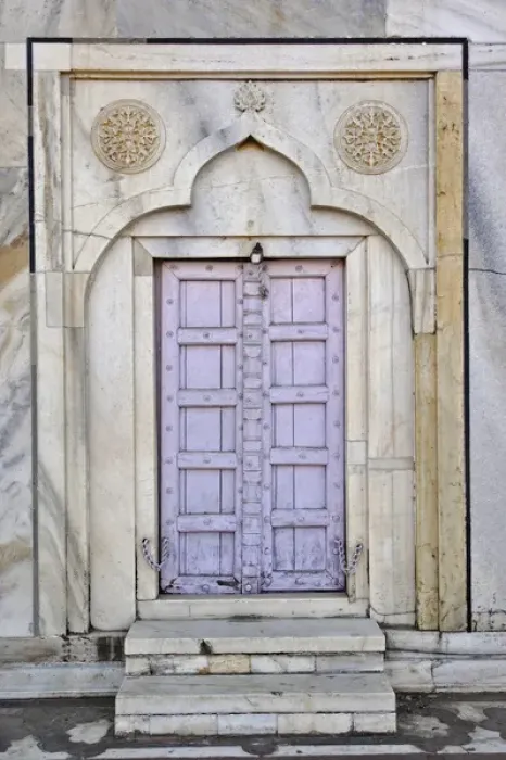 Framed Print : Lavender colored door, Taj Mahal, a mausoleum located in Agra, India, built by Mughal