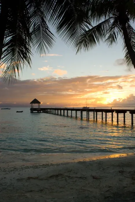 Framed Print : Le Maitai Dream Fakarava Resort. Fakarava, Tuamotus, French Polynesia Framed Print : Le Maitai Dream Fakarava Resort. Fakarava, Tuamotus, French Polynesia