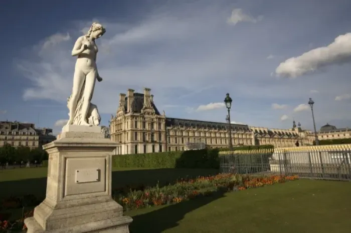 Framed Print : Leveque louis Augustes statue of Nymphe in Jardin des Tuileris (Tuileries Garden) Framed Print : Leveque louis Augustes statue of Nymphe in Jardin des Tuileris (Tuileries Garden)