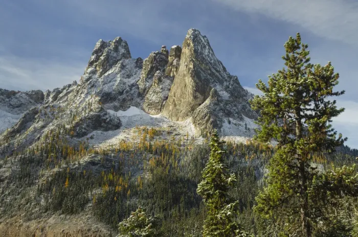 Framed Print : Liberty Bell Mountain and Early Winters Spires seen from Washington State Pass Overlook Framed Print : Liberty Bell Mountain and Early Winters Spires seen from Washington State Pass Overlook