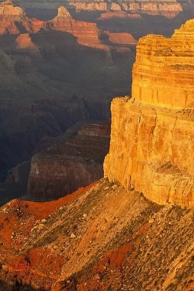 Last light of the day hits walls of Hopi Point along the South Rim of Grand Canyon