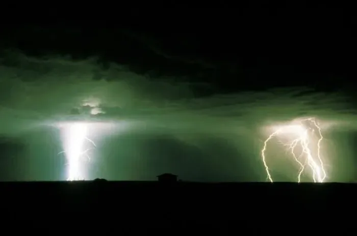 Framed Print : Lightning