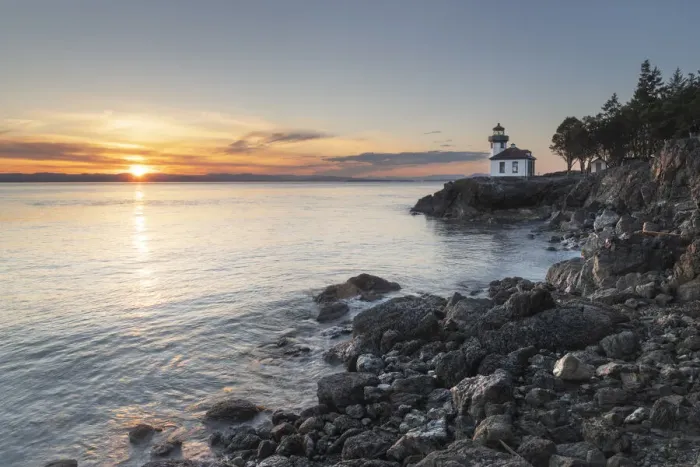 Framed Print : Lime Kiln Lighthouse at sunset, Lime Kiln Point State Park, San Juan Island Framed Print : Lime Kiln Lighthouse at sunset, Lime Kiln Point State Park, San Juan Island
