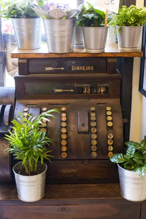 Framed Print : Lisbon, Portugal. Antique Portuguese cash register Framed Print : Lisbon, Portugal. Antique Portuguese cash register