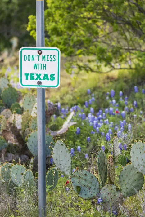 Framed Print : Llano, Texas, USA. Don t Mess With Texas sign in the hill country Framed Print : Llano, Texas, USA. Don t Mess With Texas sign in the hill country