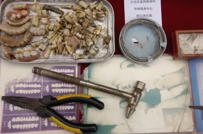 Framed Print : Local dentist in Xizhou market. This small Bai village is about 20 km north of Dali