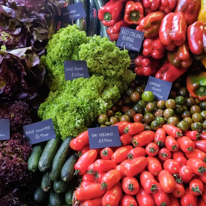 Framed Print : London, England, Great Britain. Borough Hall Market, fresh food, vendors and produce market. Farm fresh produce Framed Print : London, England, Great Britain. Borough Hall Market, fresh food, vendors and produce market. Farm fresh produce
