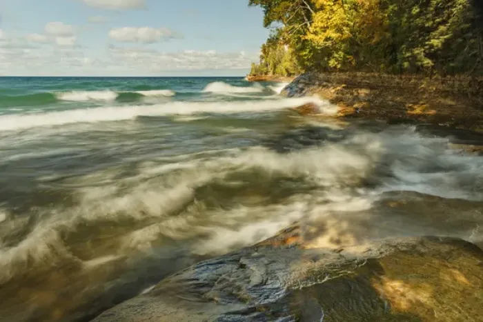 Framed Print : Long exposure of waves on Lake Superior in fall, Pictured Rocks National Lakeshore Framed Print : Long exposure of waves on Lake Superior in fall, Pictured Rocks National Lakeshore