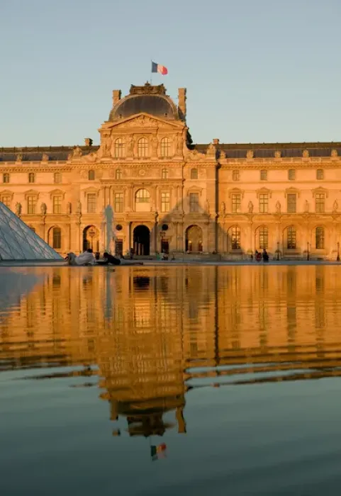 Framed Print : Louvre Paris, France Framed Print : Louvre Paris, France