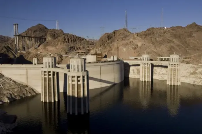 Framed Print : Low water levels at the Hoover Dam, Lake Mead, NV Framed Print : Low water levels at the Hoover Dam, Lake Mead, NV