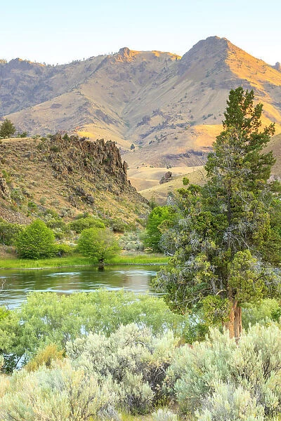 Lower Deschutes River, Central Oregon, USA