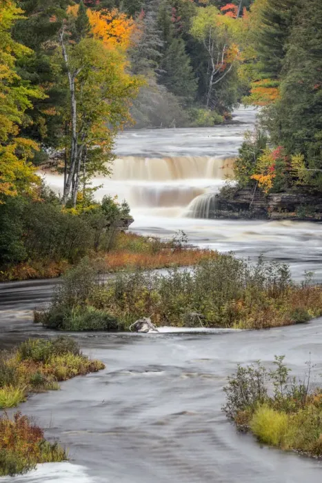 Framed Print : Lower Tahquamenon Falls and fall colors, Upper Peninsula of Michigan Framed Print : Lower Tahquamenon Falls and fall colors, Upper Peninsula of Michigan