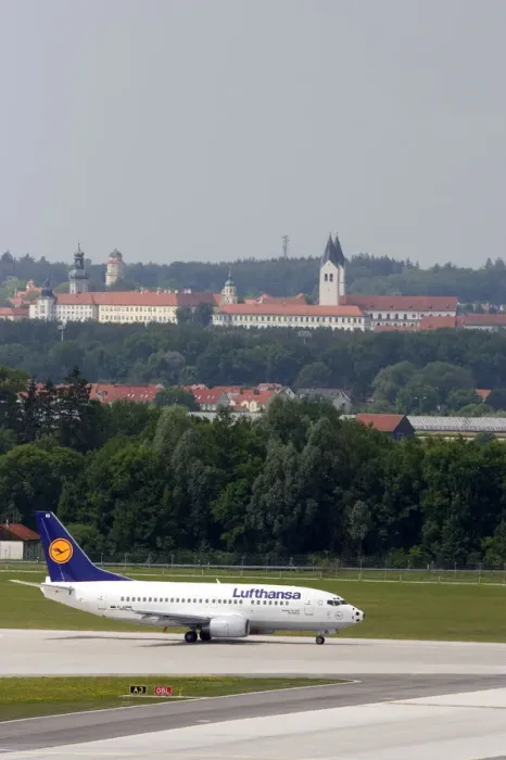 Framed Print : Lufthansa Boeing 737 airplane landing at Munich airport, Germany Framed Print : Lufthansa Boeing 737 airplane landing at Munich airport, Germany