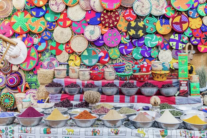 Framed Print : Luxor, Egypt. Baskets and spices for sale at a market. (Editorial Use Only)