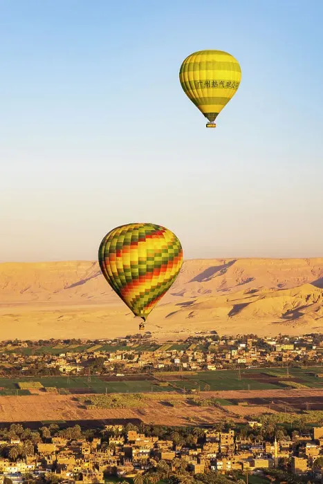 Framed Print : Luxor, Egypt. Hot air balloons taking tourist for a ride. (Editorial Use Only) Framed Print : Luxor, Egypt. Hot air balloons taking tourist for a ride. (Editorial Use Only)