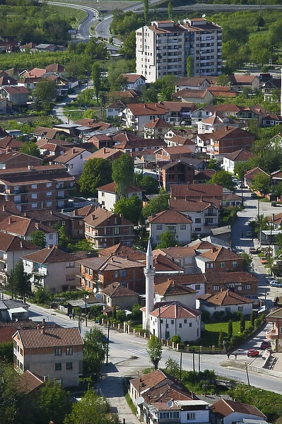 MACEDONIA, Ohrid. West Ohrid suburb with Mosque