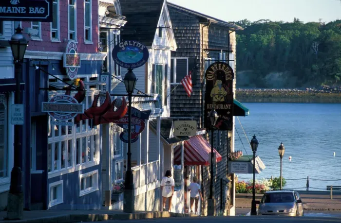 Framed Print : Main Street, Bar Harbor. Bar Harbor, ME Framed Print : Main Street, Bar Harbor. Bar Harbor, ME