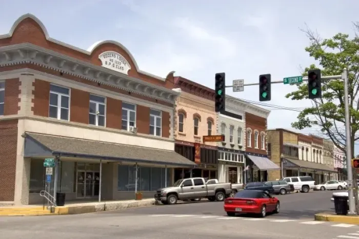 Framed Print : Mainstreet of Rogers, Arkansas Framed Print : Mainstreet of Rogers, Arkansas