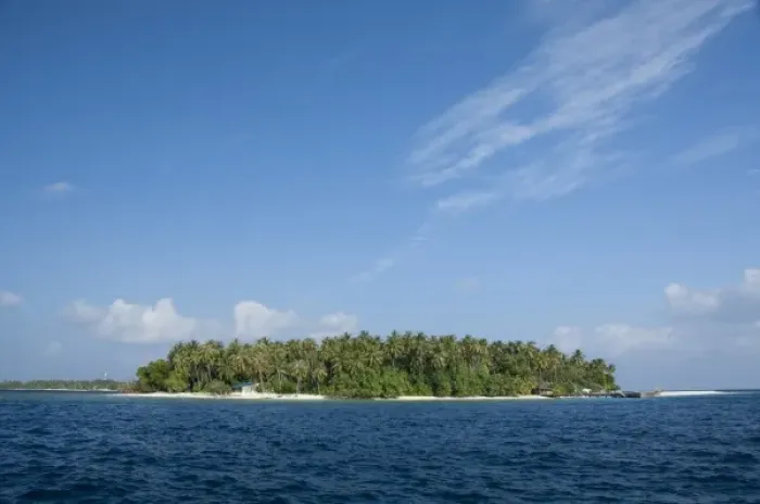 Framed Print : Maldives, North Male Atoll, Island of Kuda Bandos. Resort island of Bandos in the distance