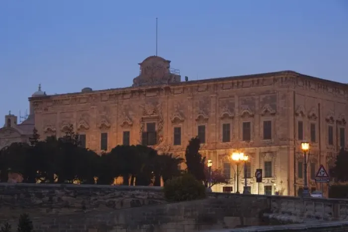 Framed Print : Malta, Valletta, Auberge de Castille, office of Maltese prime minister, dawn Framed Print : Malta, Valletta, Auberge de Castille, office of Maltese prime minister, dawn