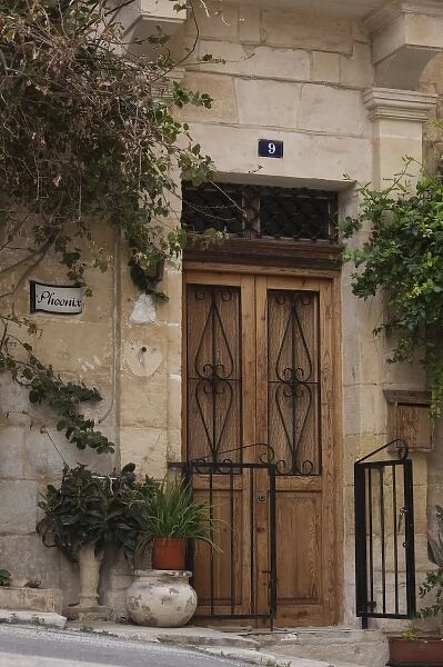 Malta, Valletta, building doorway