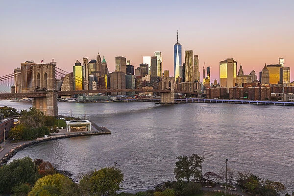 Manhattan, New York, USA. Sunrise view of Manhattan and the Brooklyn Bridge