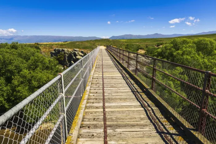 Framed Print : The Manuherikia River bridge on the Otago Central Rail Trail, Otago, South Island Framed Print : The Manuherikia River bridge on the Otago Central Rail Trail, Otago, South Island
