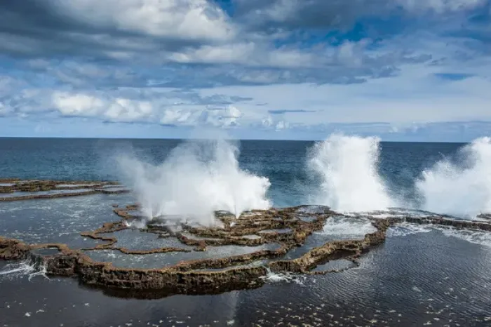 Framed Print : Mapu a a Vaea Blowholes, Tongatapu, Tonga, South Pacific Framed Print : Mapu a a Vaea Blowholes, Tongatapu, Tonga, South Pacific
