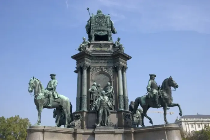 Framed Print : Maria Theresia Denkmal (Maria Theresa Monument), Vienna, Austria Framed Print : Maria Theresia Denkmal (Maria Theresa Monument), Vienna, Austria
