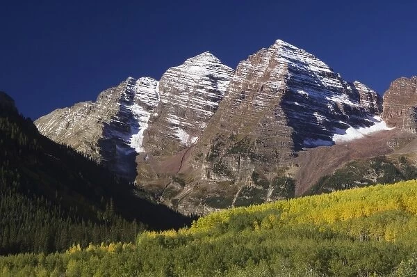 Maroon Bells and Aspen trees with fall colors, Aspen, White River National Forest