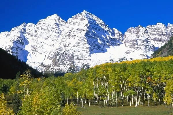 Maroon Bells with autumn aspen forest