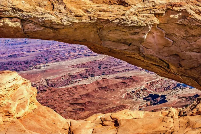 Framed Print : Mesa Arch, Red Rock Canyons, Canyonlands National Park, Moab, Utah Framed Print : Mesa Arch, Red Rock Canyons, Canyonlands National Park, Moab, Utah