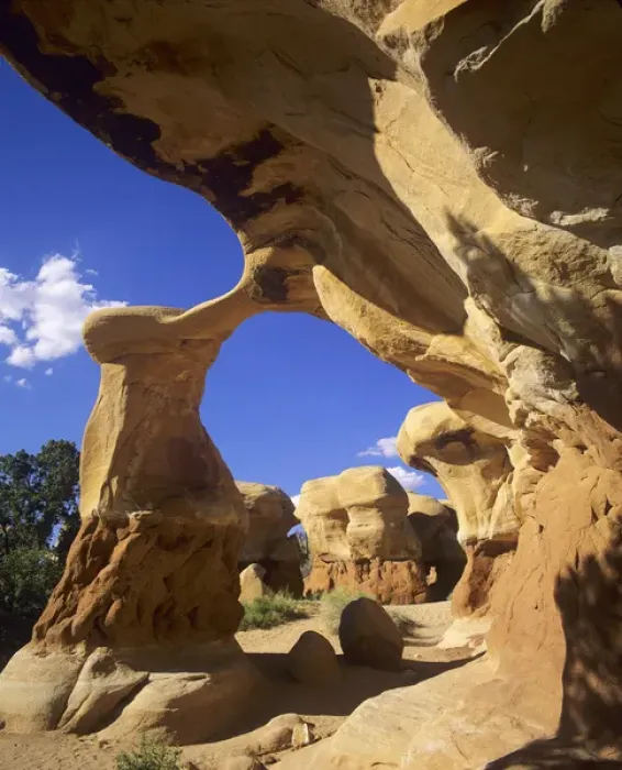 Framed Print : Metate Arch, Devils Garden, Grand Staircase-Escalante National Monument, Ut Framed Print : Metate Arch, Devils Garden, Grand Staircase-Escalante National Monument, Ut