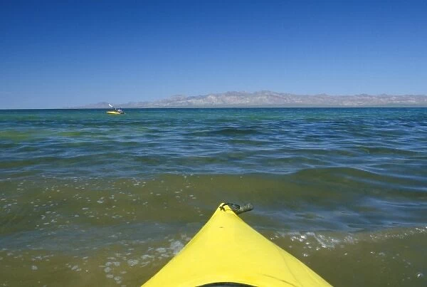 Mexico, Baja California Sur, Mulege, Bahia Concepcion, Kayaking