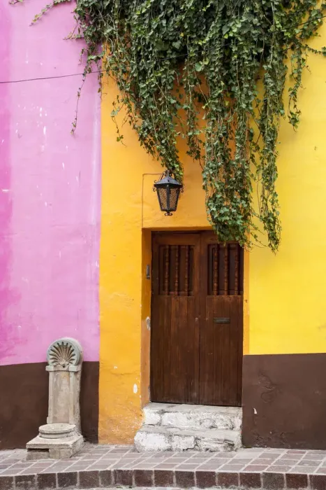 Framed Print : Mexico, Guanajuato, Door and Fountaiun in Guanajuato Framed Print : Mexico, Guanajuato, Door and Fountaiun in Guanajuato