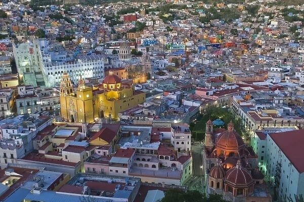 Mexico, Guanajuato, Guanajuato in Evening Light