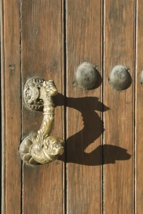 Framed Print : Mexico, Guanajuato, San Miguel de Allende, Casa Luna Pila Seca, Door Knocker and Shadow Framed Print : Mexico, Guanajuato, San Miguel de Allende, Casa Luna Pila Seca, Door Knocker and Shadow