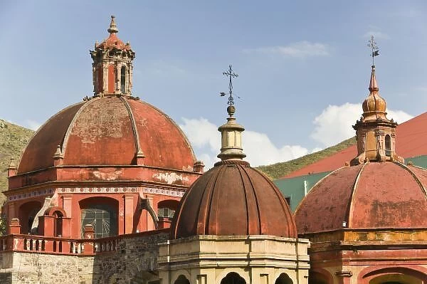 Mexico, Guanajuato State, Guanajuato. Templo de San Diego de Alcala Church  /  Domes