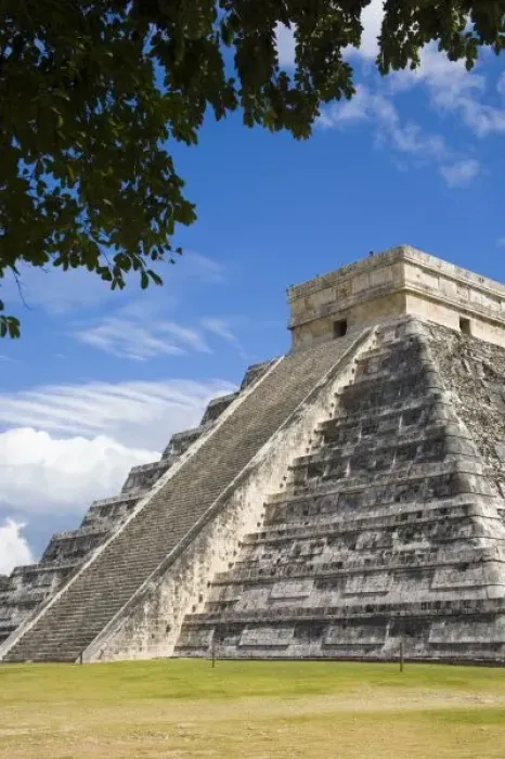 Framed Print : Mexico, Quintana Roo, near Cancun, Chichen Itza, El Castillo (the Castle) or Pyramid of Kukulcan Framed Print : Mexico, Quintana Roo, near Cancun, Chichen Itza, El Castillo (the Castle) or Pyramid of Kukulcan